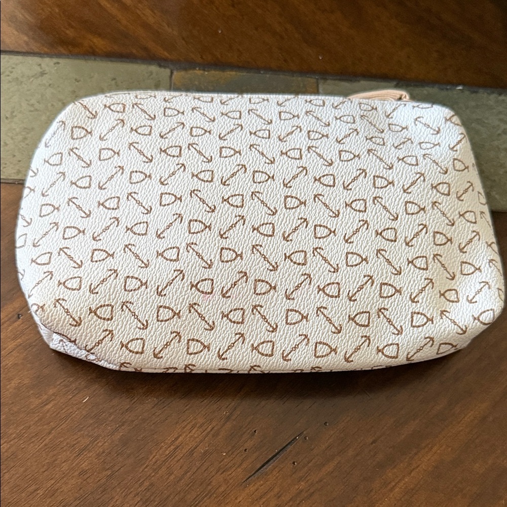 Patterned Beige Cosmetic Pouch